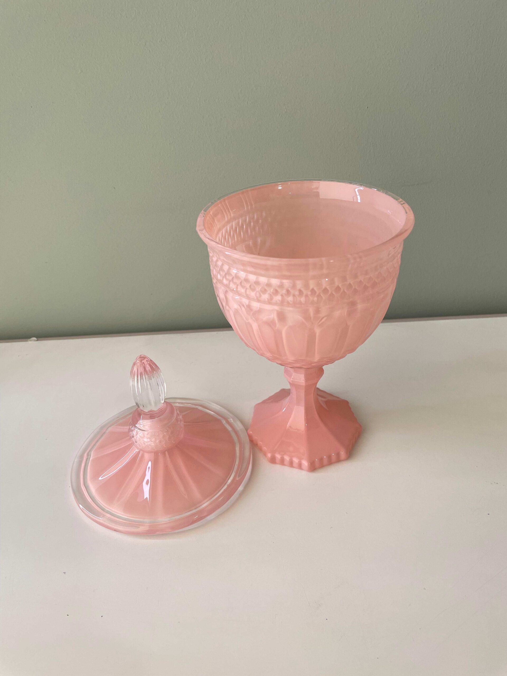 Potiche-con-piedistallo-cupido-&-co (5)