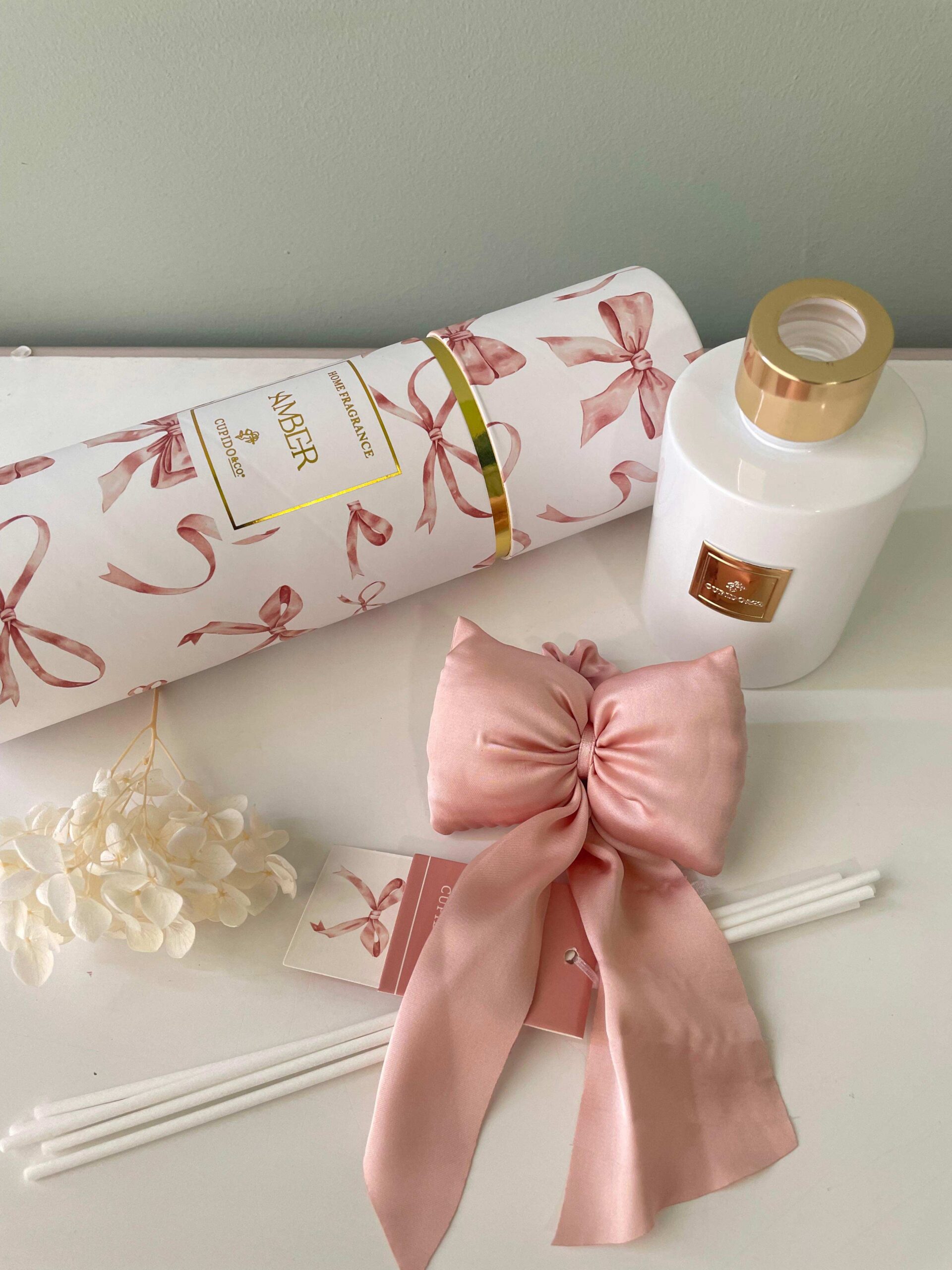 Profumatore-con-fiocco-cipria-cupido-&-co (1)