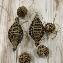 Stock 26pz Addobbo Palline in Rattan Ø 2