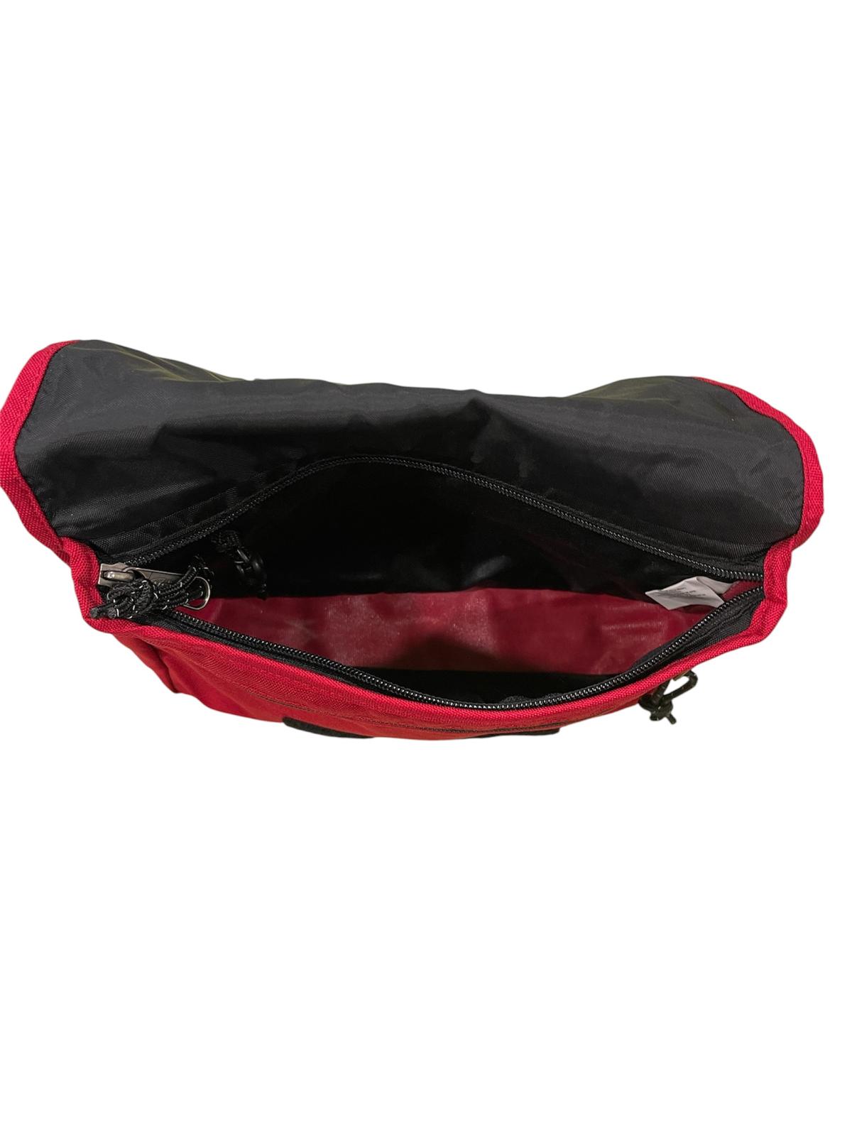 marsupio-eastpak-rosso